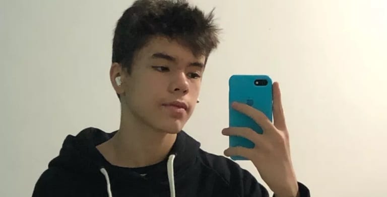 Após ajudar Facebook a corrigir a falha no Instagram, brasileiro de 14 anos recebe recompensa  de R$ 130 mil