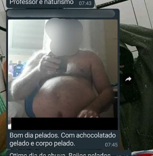 Bom dia, pelados', escreve professor ao enviar foto nu para alunos do 7º  ano pelo WhatsApp - BAHIA NO AR