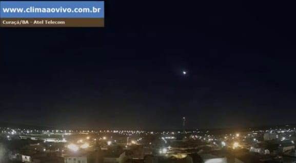 Meteoro luminoso é visto em duas cidades baianas, diz astrônomo