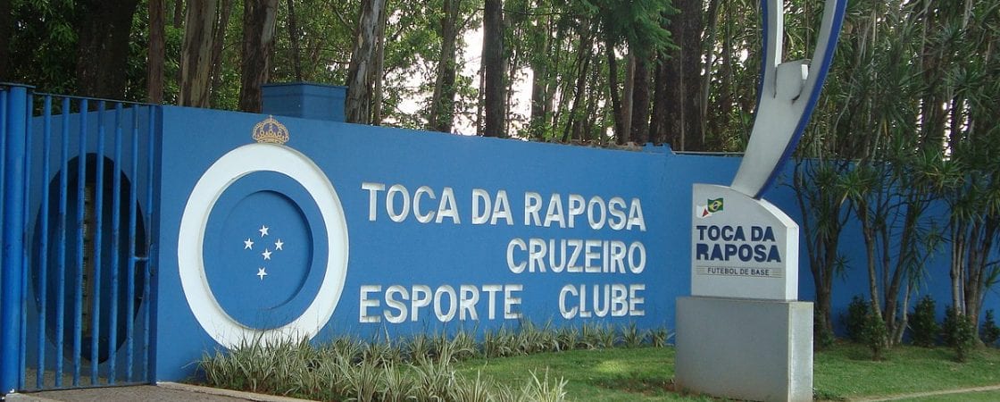 Cruzeiro anuncia fim de punição da Fifa e volta a poder registrar novos atletas