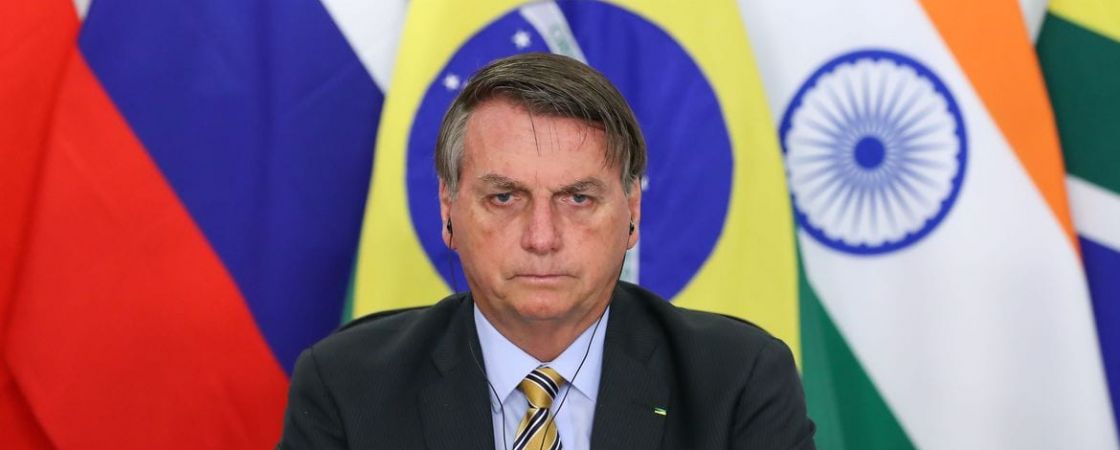 Governadores pedem a Bolsonaro diálogo internacional para compra de vacinas