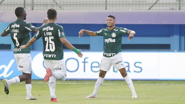 Libertadores: Palmeiras vence Delfín e se aproxima das quartas da Libertadores