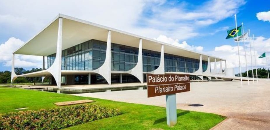 Em meio à eleição no Congresso, Planalto libera R$ 3 bi em obras a 285 parlamentares
