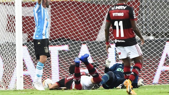 Flamengo perde para o Racing nos pênaltis e dá adeus a Libertadores