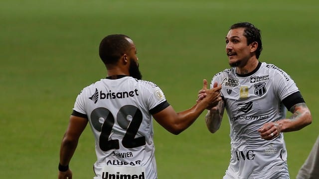 Freguês do Ceará: Bahia chega a terceira derrota seguida no Brasileirão