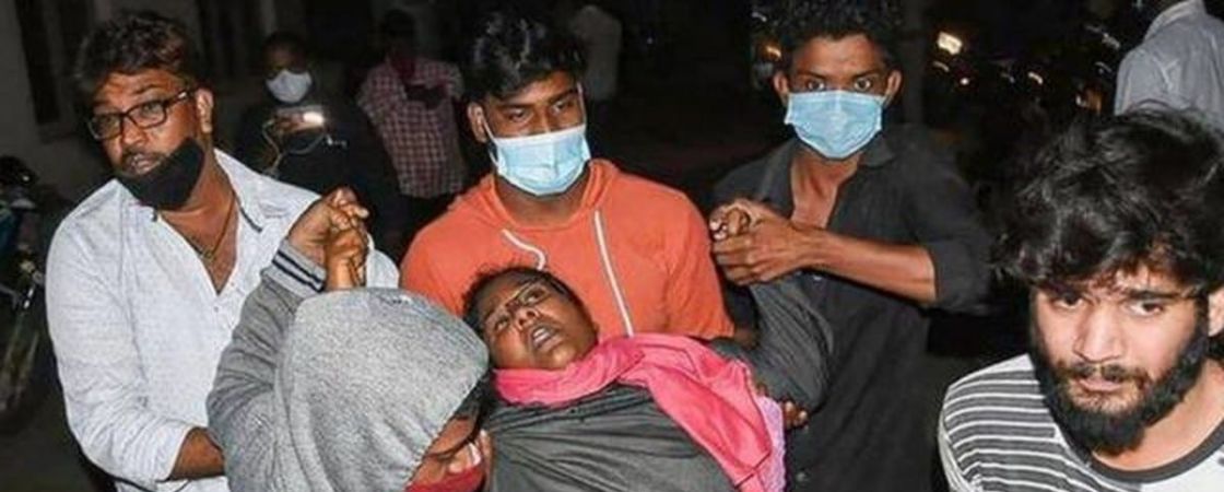 Índia tem mais de 300 pessoas hospitalizadas com doença desconhecida