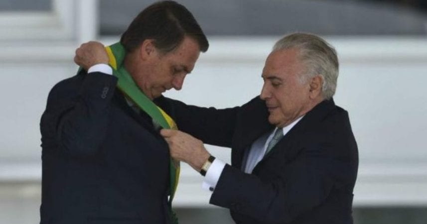 Temer desiste de apoiar Bolsonaro oficialmente após pressão da família