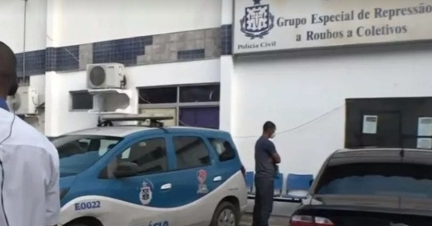 Quatro ônibus são assaltados em Salvador na manhã desta terça