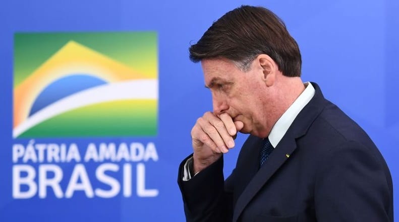 56% dos brasileiros querem impeachment de Bolsonaro, aponta pesquisa