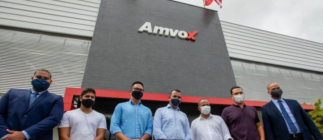 “Irá gerar ainda mais empregos para a população de Camaçari”, diz Elinaldo ao visitar fábrica da Amvox