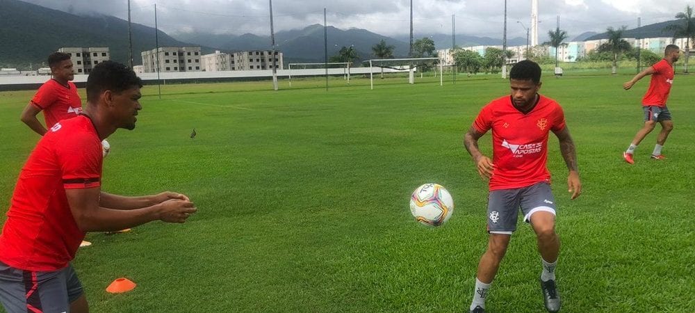 No CT do Figueirense, Vitória inicia preparação para encarar o Avaí