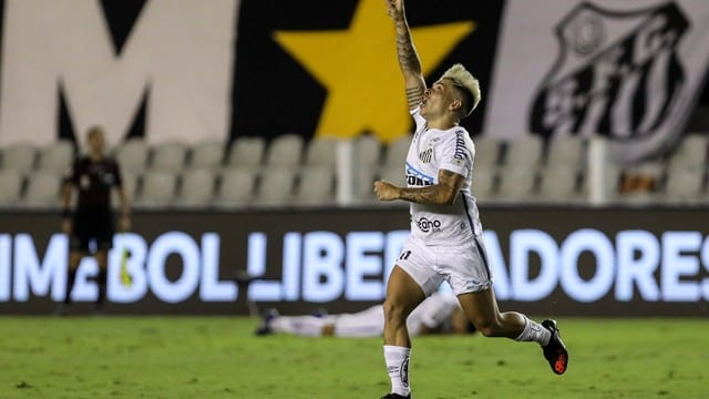 Santos atropela o Boca e Libertadores terá final brasileira