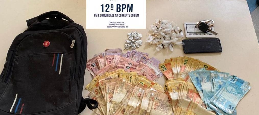 Homem é preso com R$ 6,4 mil e porções de maconha em Camaçari