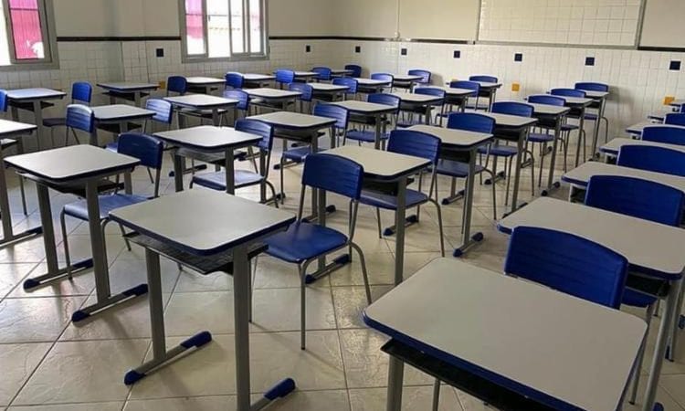 Com aulas semipresenciais, quase 100 escolas municipais registraram casos  de Covid-19 em Salvador, diz APLB; veja lista - BAHIA NO AR