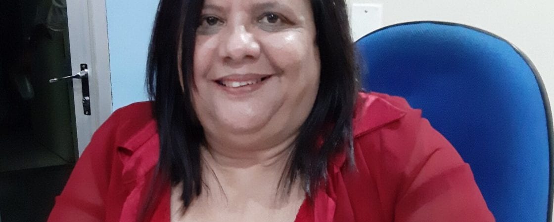 Lauro de Freitas: “Não houve desemprego em massa”, diz Naide Brito sobre funcionários da prefeitura