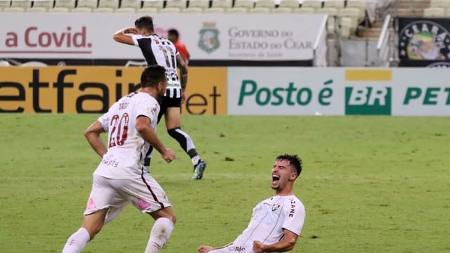 No Castelão, Fluminense vence o Ceará e segue na briga por vaga direta na Libertadores