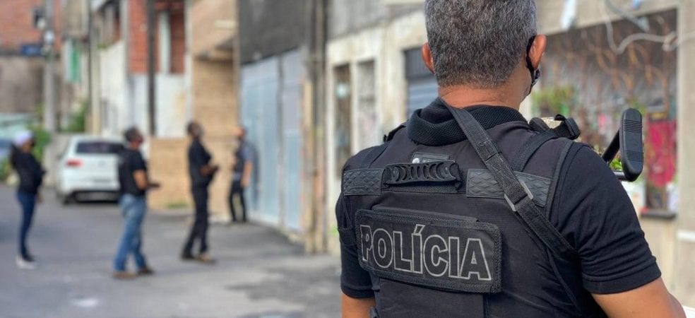 Lauro de Freitas: Suspeito é preso por matar mulher; motivação teria sido dívida da vítima de R$380