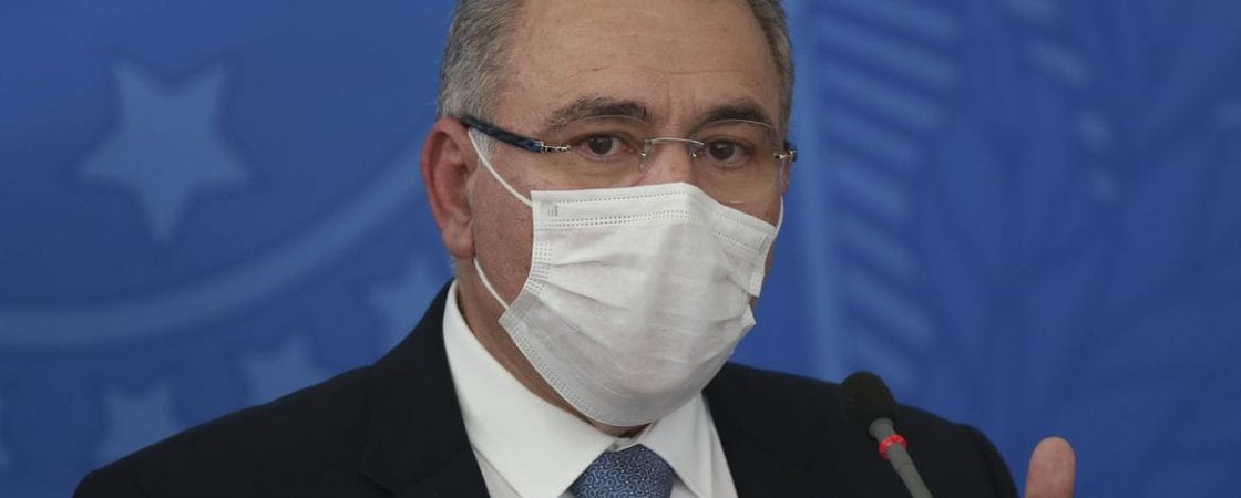Com risco de colapso  da Saúde no Nordeste, ministro anuncia envio de oxigênio para a região