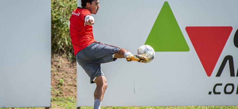 Vitória se reapresenta e inicia preparação para pegar o Bahia de Feira