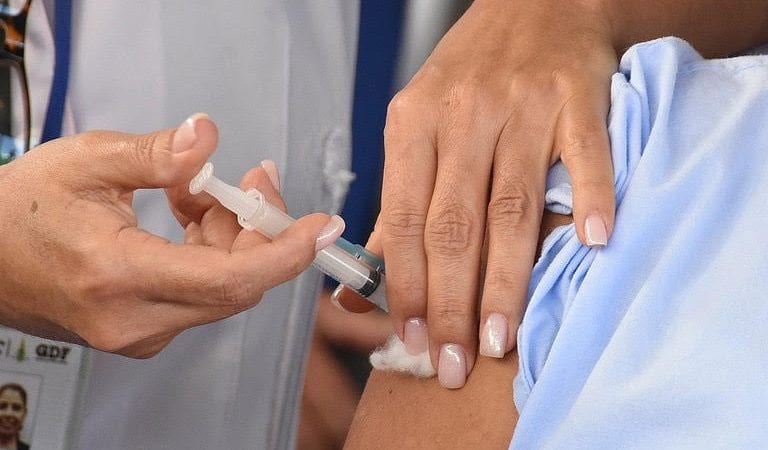 Camaçari retoma a aplicação da 2ª dose das vacinas contra a Covid-19 na terça