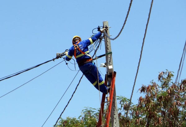 Moradores de Camaçari ficarão sem energia elétrica a partir desta sexta-feira (6); veja locais