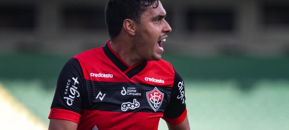 Atacante do Vitória negocia com o CRB