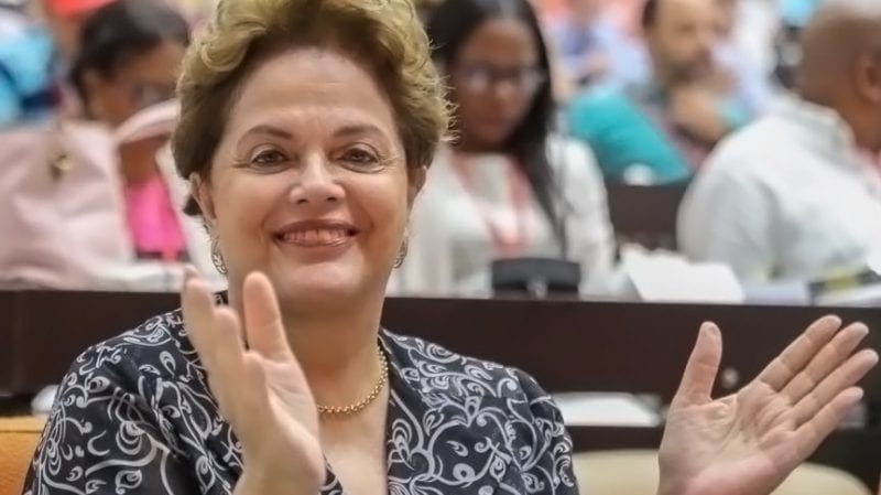 Depois de passar mal e precisar de internação, Dilma Rousseff recebe alta hospitalar
