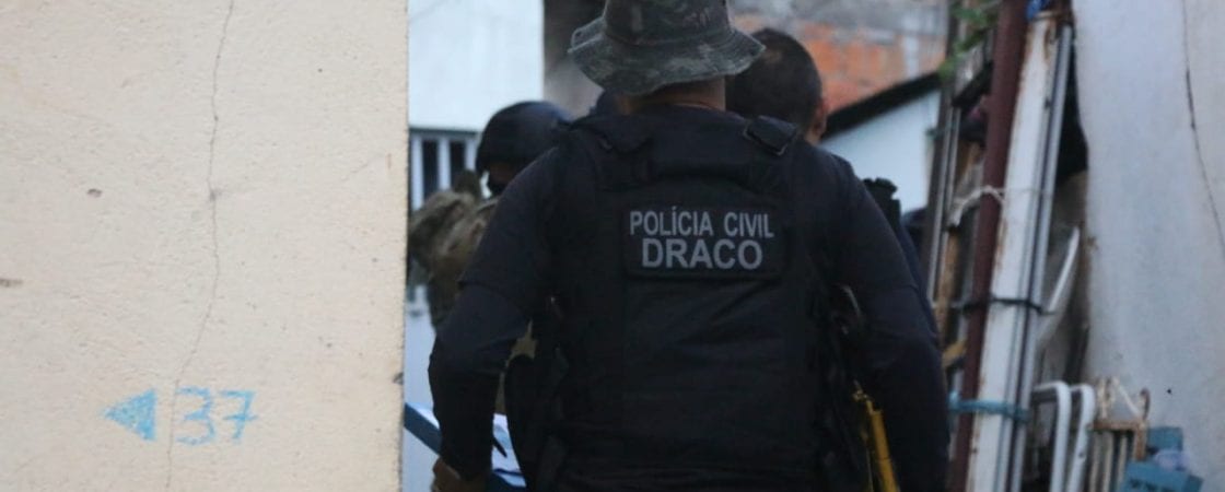Fugitivos do sistema prisional são localizados em Entre Rios e um morre após confronto com a polícia