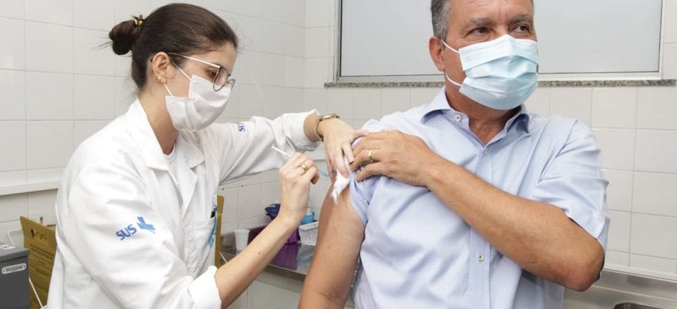 Governo da Bahia deve passar a exigir ‘passaporte da vacina’ em locais públicos