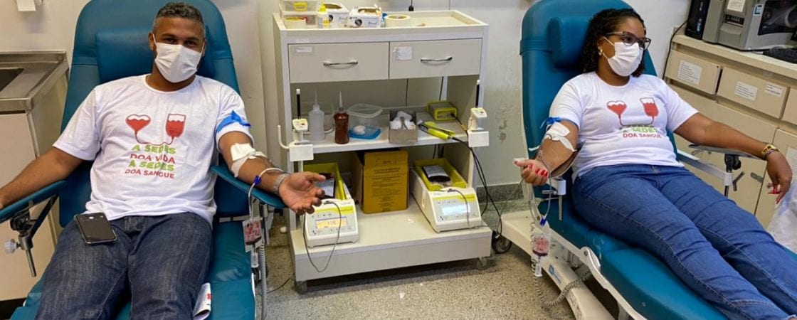 Servidores de Camaçari estimulam doação de sangue para reforçar estoque do Hemoba