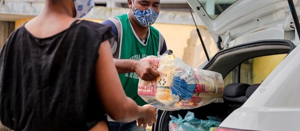 Simões Filho: Câmara lança campanha de arrecadação de alimentos em drive-thrus