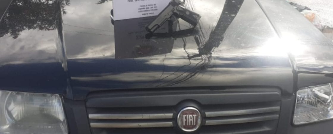 Após perseguição policial, carro roubado em Simões Filho é recuperado em Camaçari
