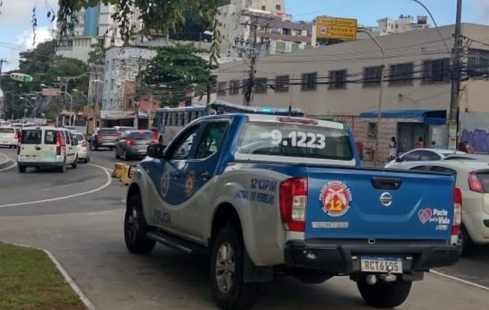 Homem é preso em Salvador por agredir companheira com chave de fenda
