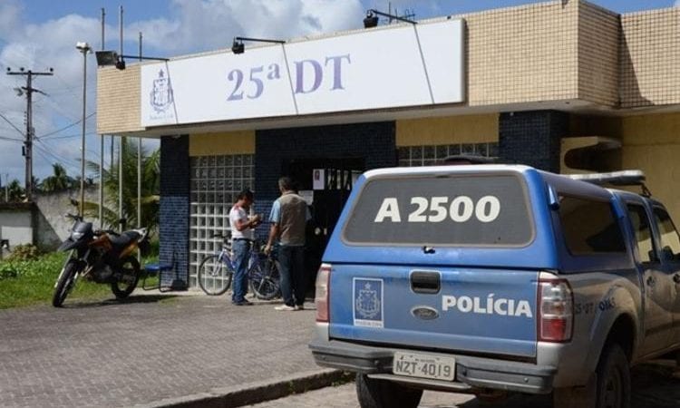 Polícia investiga caso de jovem morto e criança baleada em Dias d’Ávila