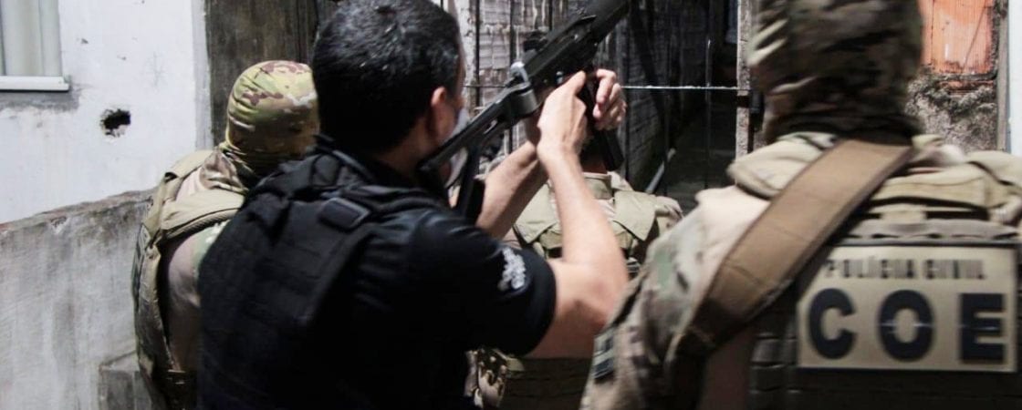 Polícia captura 18 envolvidos com grupos criminosos em Salvador e interior da Bahia
