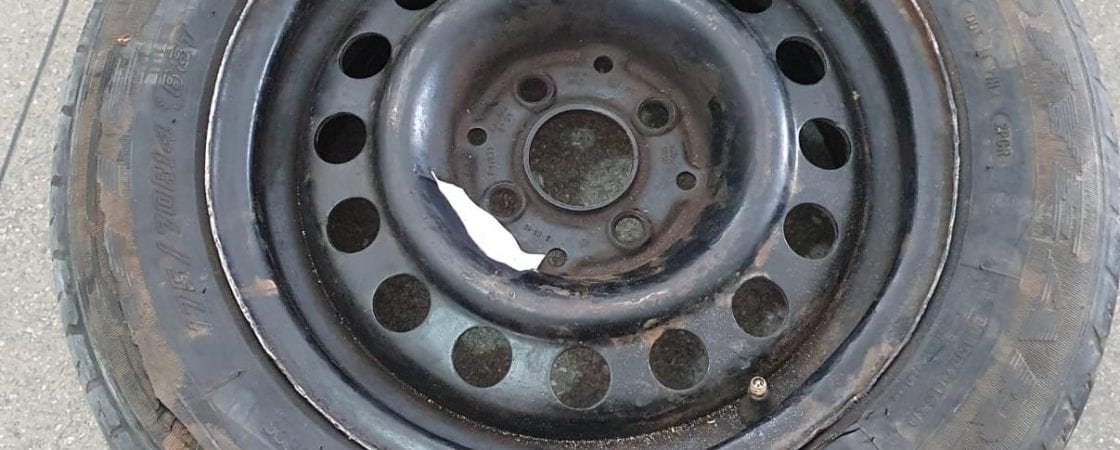 BA: Motorista é flagrado transportando drogas escondidas em pneu