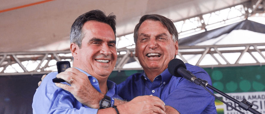 Bolsonaro convida senador que o chamou de fascista para assumir Casa Civil