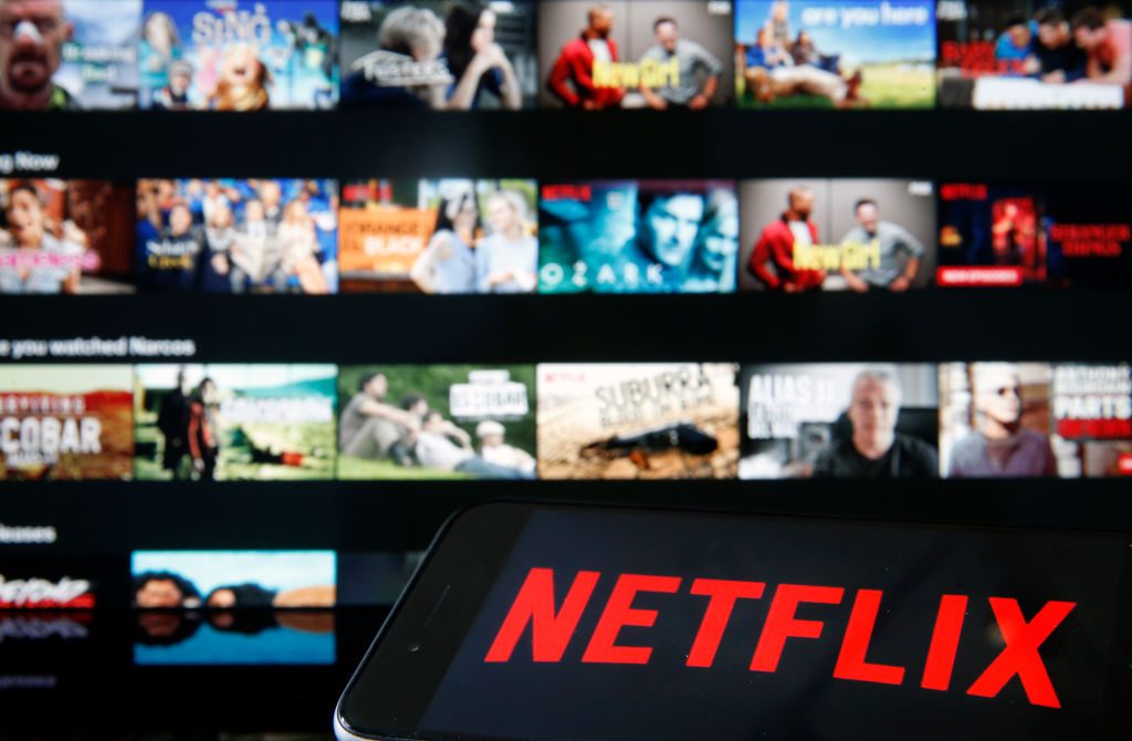 Netflix aumenta preços nos EUA e encerra plano básico no Brasil