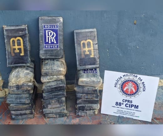 Pescador encontra mochila com cocaína avaliada em R$ 650 mil no litoral baiano