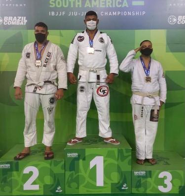 Policial militar da Bahia ganha medalha em campeonato internacional de Jiu-jitsu