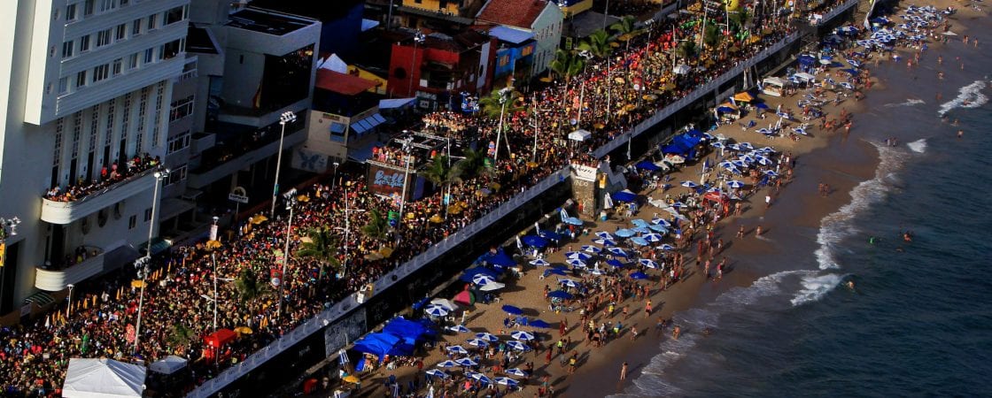Câmara de Salvador dá prazo de cinco dias para decisão sobre o carnaval