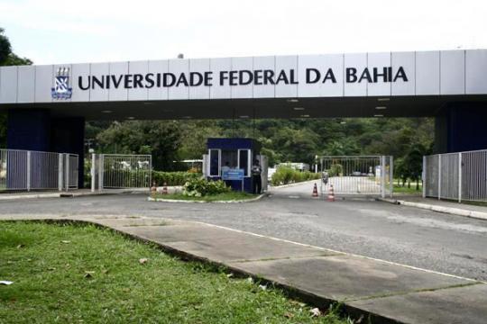 URGENTE: Homens armados invadem Universidade Federal da Bahia