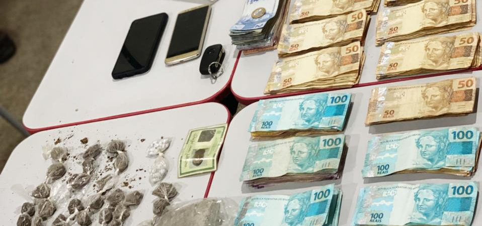 Candeias: PM localiza quatro suspeitos de tráfico de drogas e apreende quase R$ 26 mil