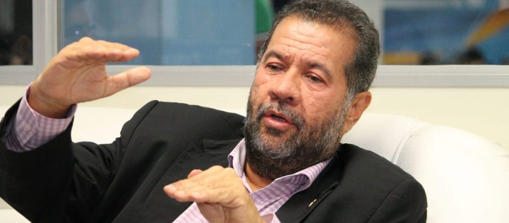 Ciro Gomes pode apoiar ACM Neto na Bahia, diz Carlos Lupi