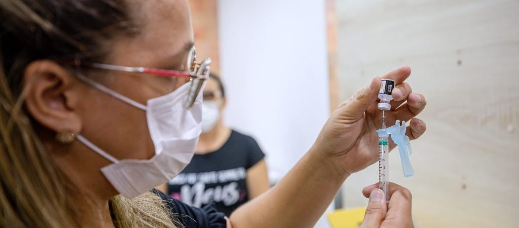 Camaçari: Secretaria anuncia programação semanal da vacinação contra Covid-19