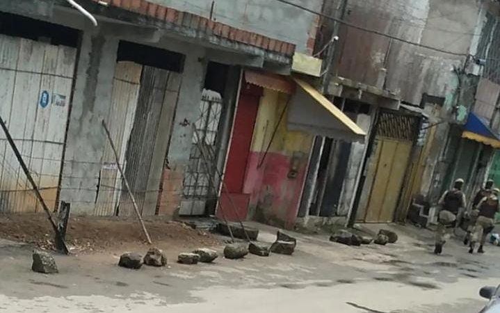 Moradores de Valéria entram em pânico após nova denúncia de tiroteio