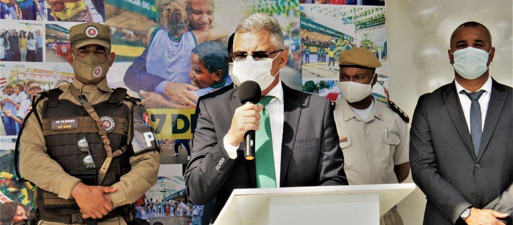 Em ato de 7 de Setembro, prefeito Dinha defende a democracia e afirma: “Você só alcança a vitória tendo posição”
