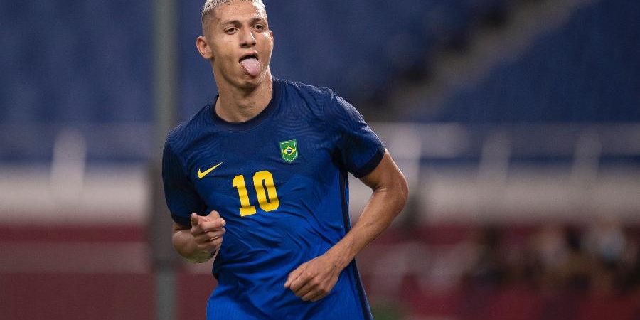 Jogador brasileiro ganha destaque em jornal argentino por ‘perfil humano’ e ‘consciência social’