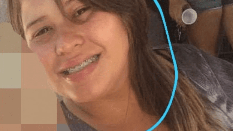 Mulher de 29 anos é morta a tiros quando saía de casa para trabalhar