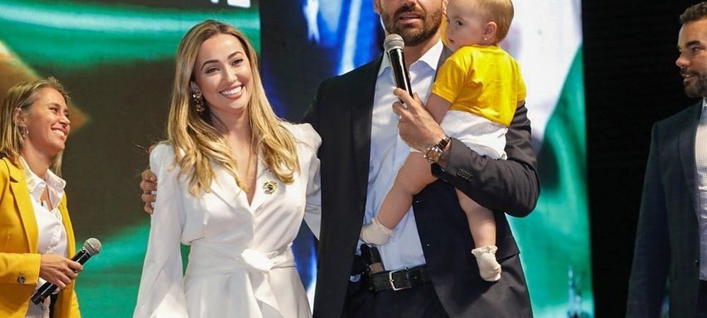 Mulher e filha de 11 meses de Eduardo Bolsonaro testam positivo para Covid-19